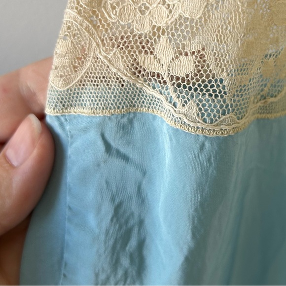 1940’s PLUS SIZE Joy Lingerie Co. Blue Satin Cream Lace Maxi Slip Dressing Gown - Picture 14 of 16